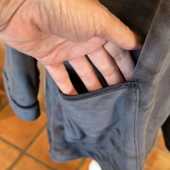 Eileen West Charcoal Grey Lux Velour Short Bed Jacket, S/M! - Picture 6 of 12